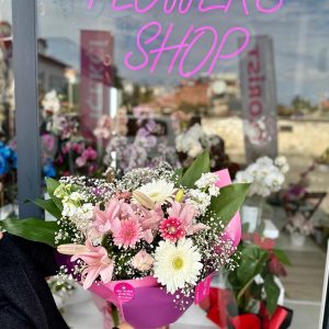 Pembe Lilyumlu Karışık Renk Buket